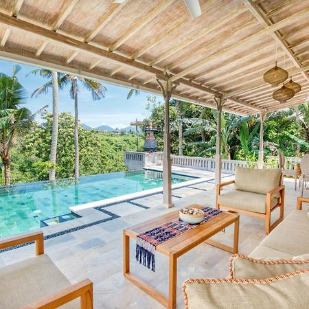 Wake In Paradise And Luxury Lebah Villas Ubud Esterno foto