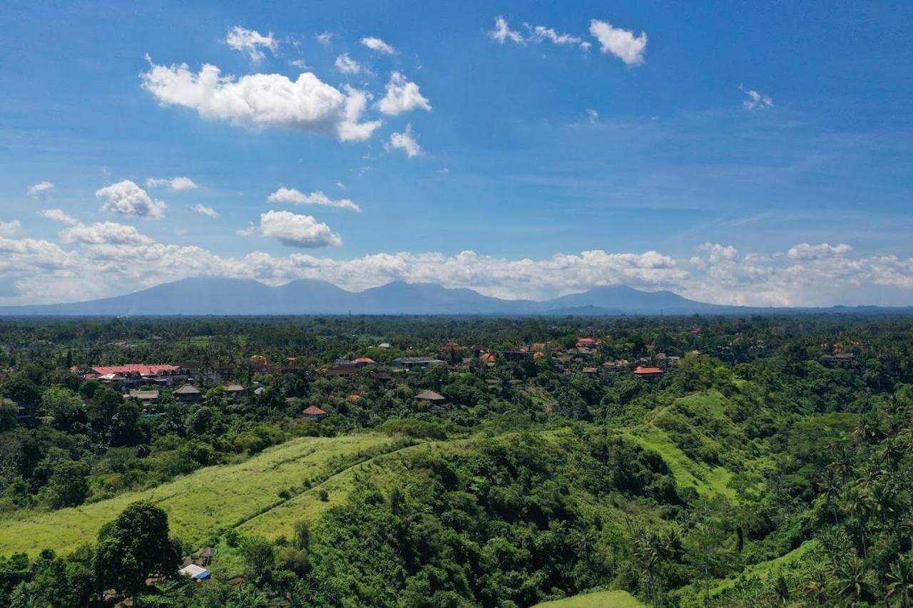 Wake In Paradise And Luxury Lebah Villas Ubud Esterno foto