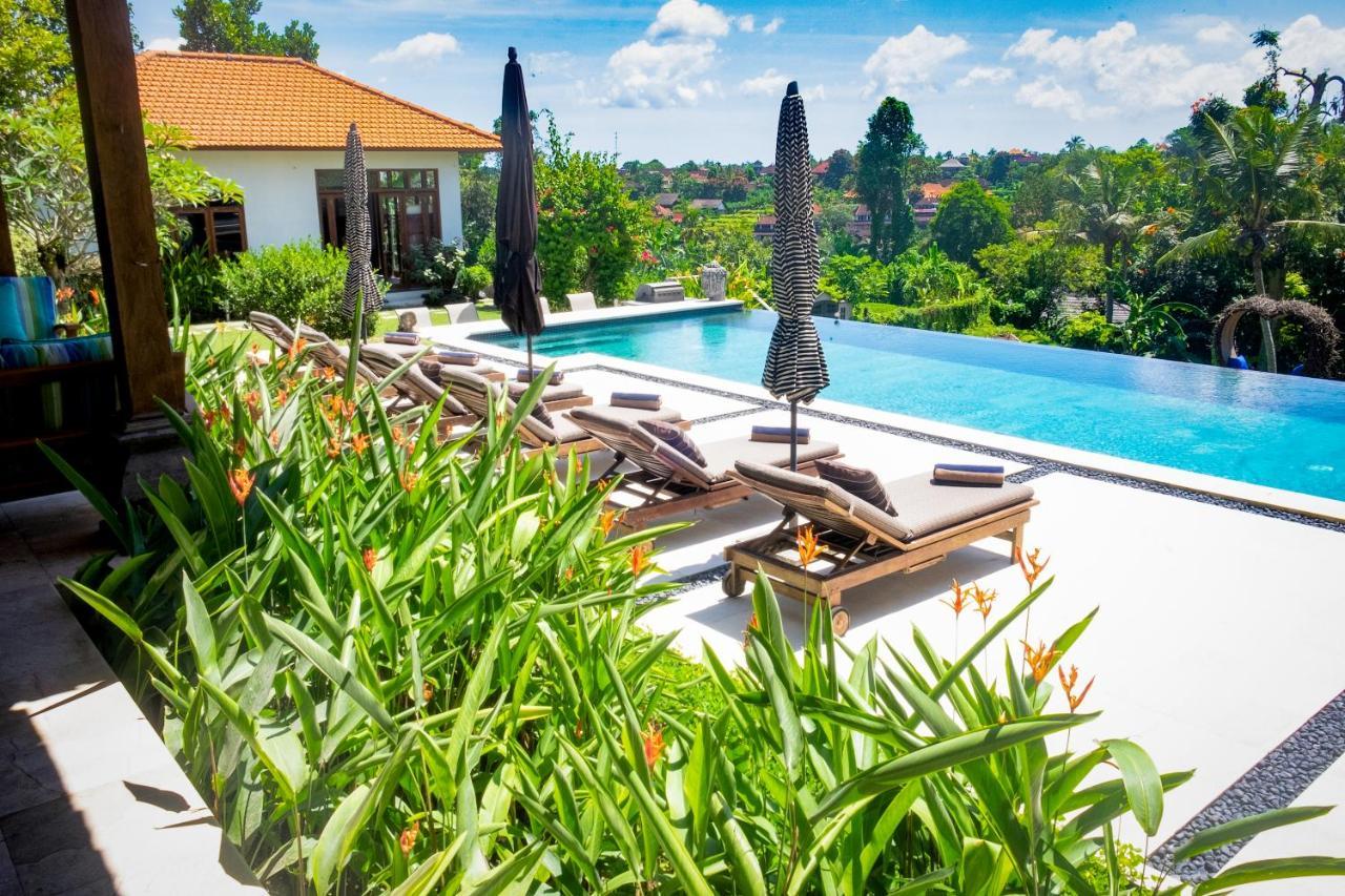 Wake In Paradise And Luxury Lebah Villas Ubud Esterno foto