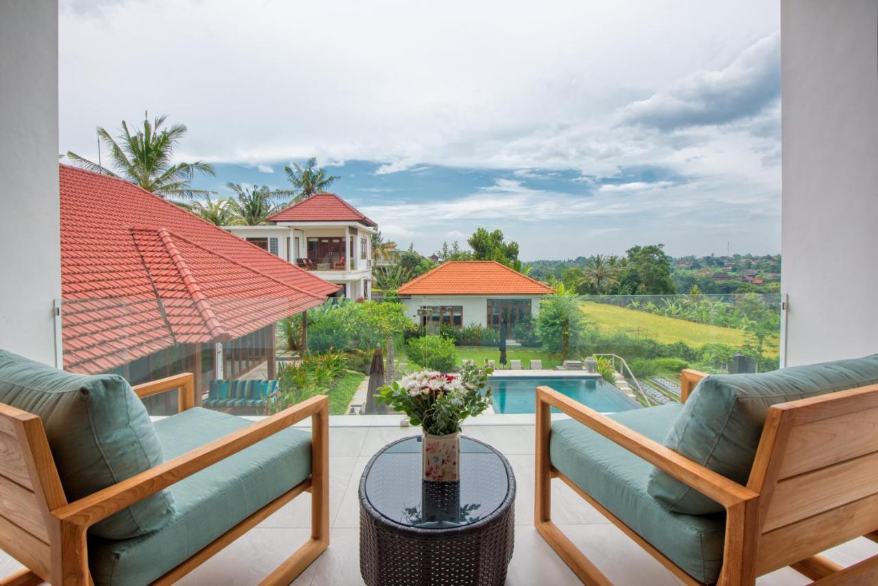 Wake In Paradise And Luxury Lebah Villas Ubud Esterno foto