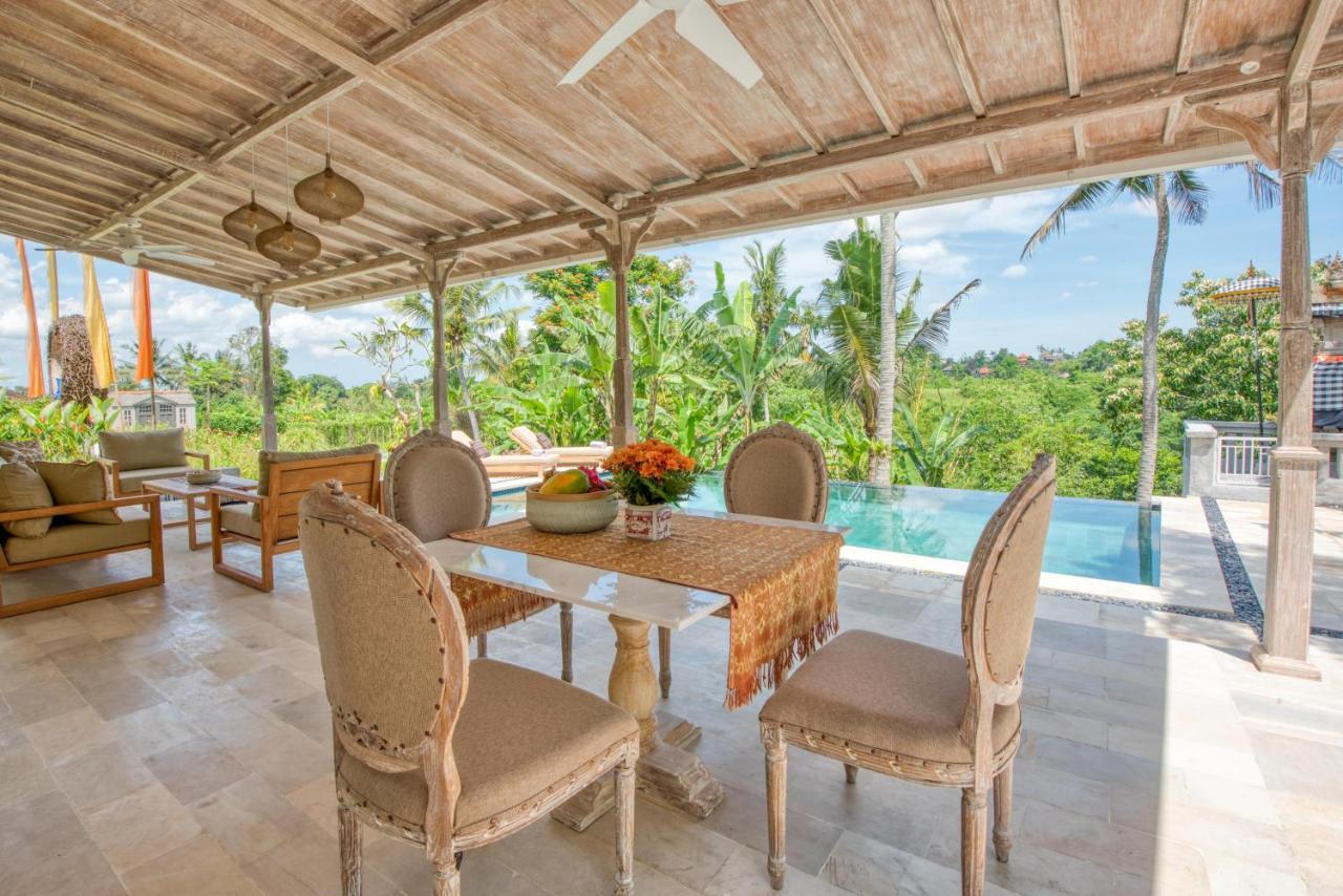Wake In Paradise And Luxury Lebah Villas Ubud Esterno foto